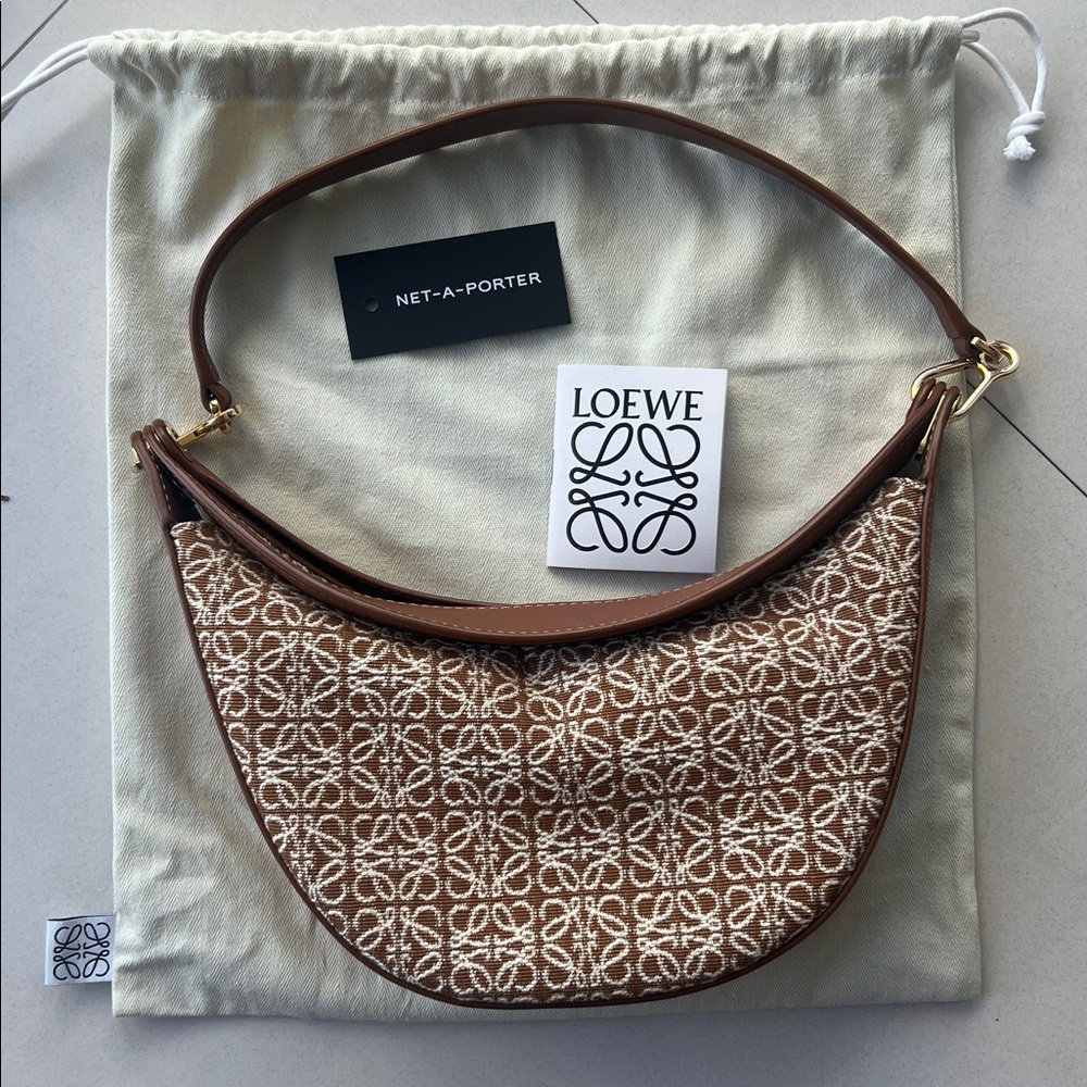 LOEWE Luna Bag
